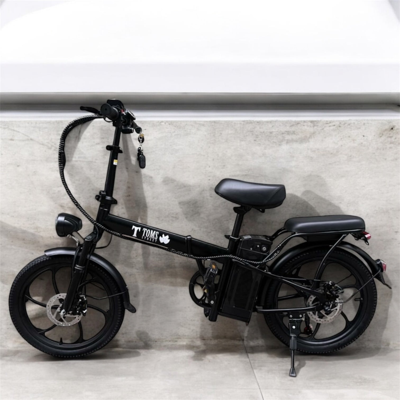 TOMSSTREET 電動バイクロイヤル￼￼ トーマスRoyal - TOMS STREET | トーマス・ストリート公式