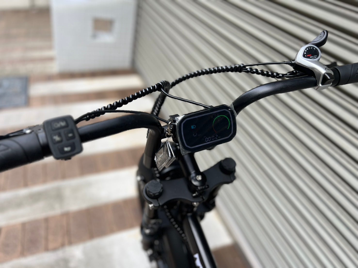 2204 - TOMS STREET | トーマス・ストリート公式